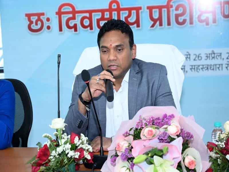 नवचयनित औषधि निरीक्षकों का प्रशिक्षण प्रारंभ, गुणवत्तायुक्त औषधियों की उपलब्धता सुनिश्चित करने पर जोर-डॉ. आर. राजेश कुमार