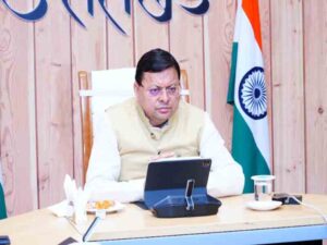आधार कार्ड और अन्य सरकारी दस्तावेज बनाते समय उनका सही प्रकार से सत्यापन किया जाए-मुख्यमंत्री धामी