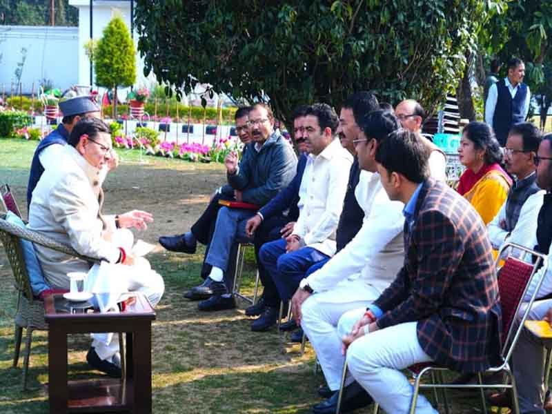 CM धामी के निर्देश – सरकारी कार्यालयों की सुरक्षा के लिए बनेगी एसओपी