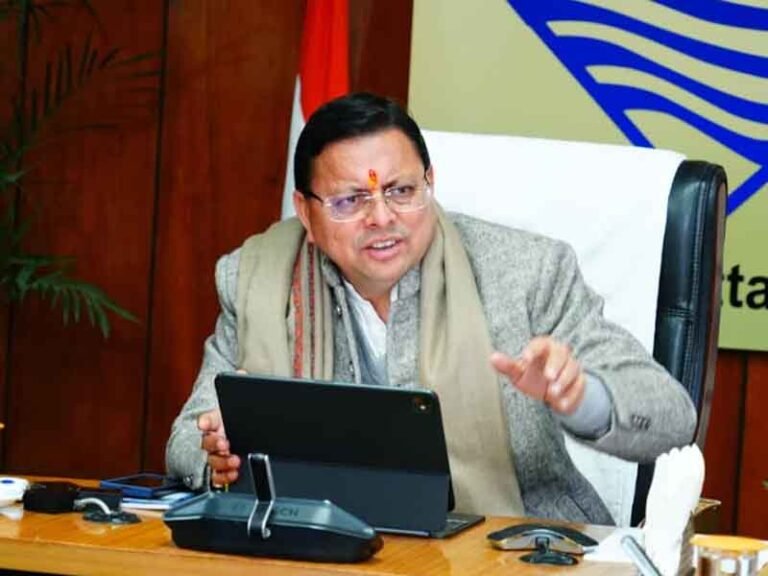 अपात्रों की पेंशन बन्द करते हुए दोषियों के विरूद्ध कार्यवाही किये जाने का अनुमोदन किया मुख्यमंत्री धामी ने