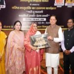 मुख्यमंत्री पुष्कर सिंह धामी ने अंतर्राष्ट्रीय महिला दिवस पर 38 वरिष्ठ महिलाओं को किया सम्मानित, कहा- “पहाड़ की असली ताकत उसकी मातृशक्ति”
