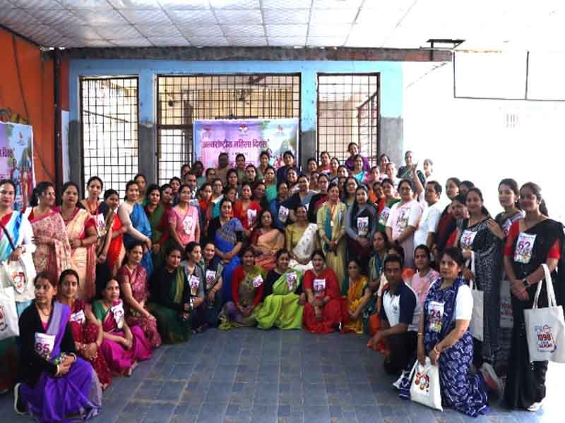 ‘‘साड़ी गौरव मैराथन’’ में महिलाओं ने दिखाया उत्साह, परम्परा और स्वास्थ्य जागरूकता का दिया संदेश