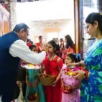 मुख्यमंत्री आवास में सपरिवार लोकपर्व फूलदेई मनाया मुख्यमंत्री पुष्कर सिंह धामी ने