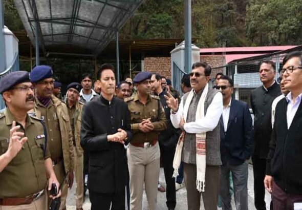 मुख्य सचिव ने किया भवाली-रातिघाट बाईपास, श्री कैंचीधाम मंदिर में निर्माण कार्यों का स्थलीय निरीक्षण