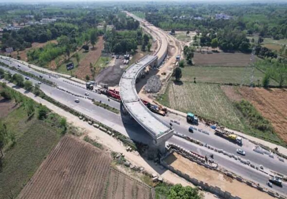 ट्रैफिक से राहत के लिए दिल्ली-देहरादून इकोनॉमिक कॉरिडोर से 12 किमी ग्रीनफील्ड बाईपास का निर्माण तेज