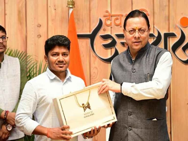 राज्य की कनेक्टिविटी, होम-स्टे, पर्यटन विकास, सौर ऊर्जा और जनकल्याणकारी योजनाओं के प्रयासों को सराहा